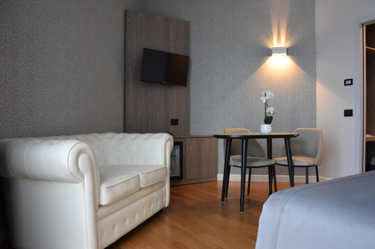 Hotel Motel Prestige グルリアスコ エクステリア 写真
