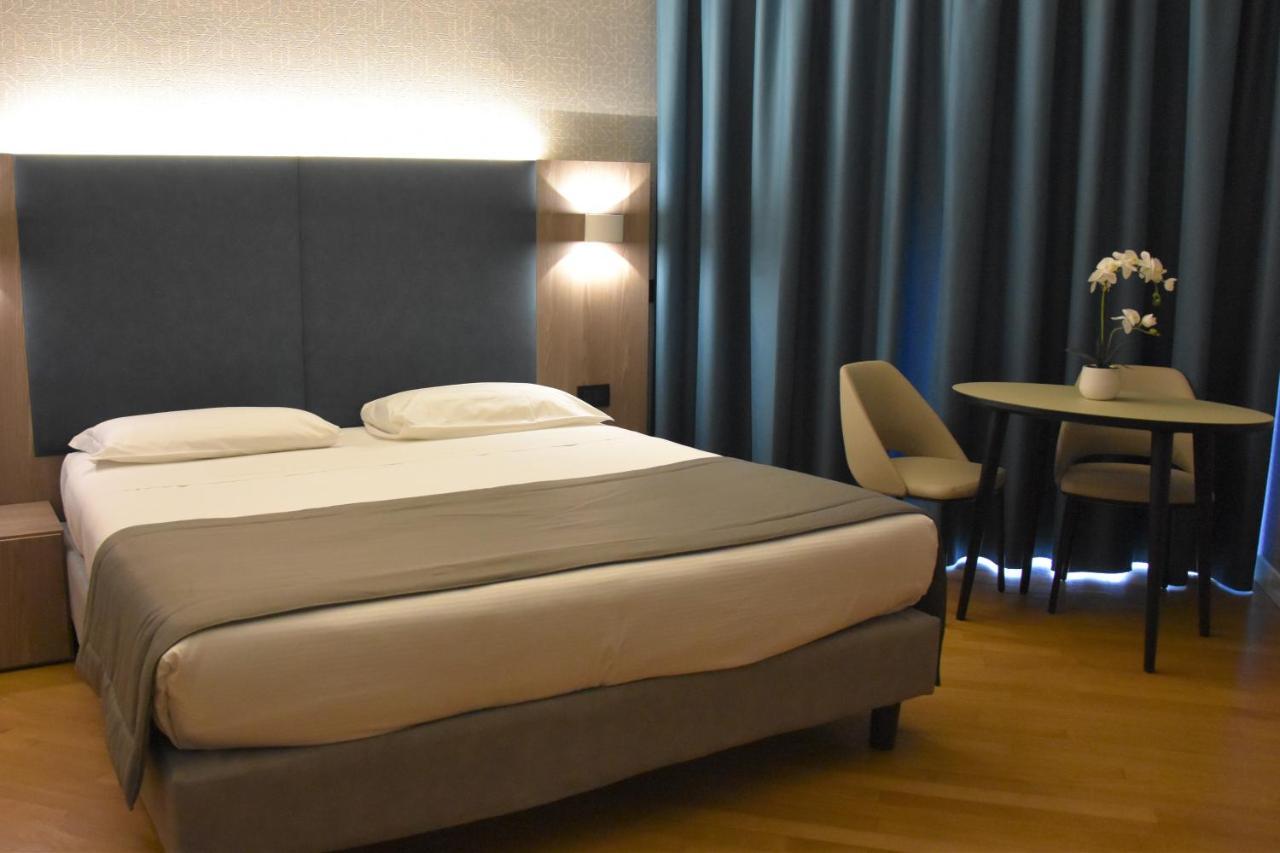 Hotel Motel Prestige グルリアスコ エクステリア 写真