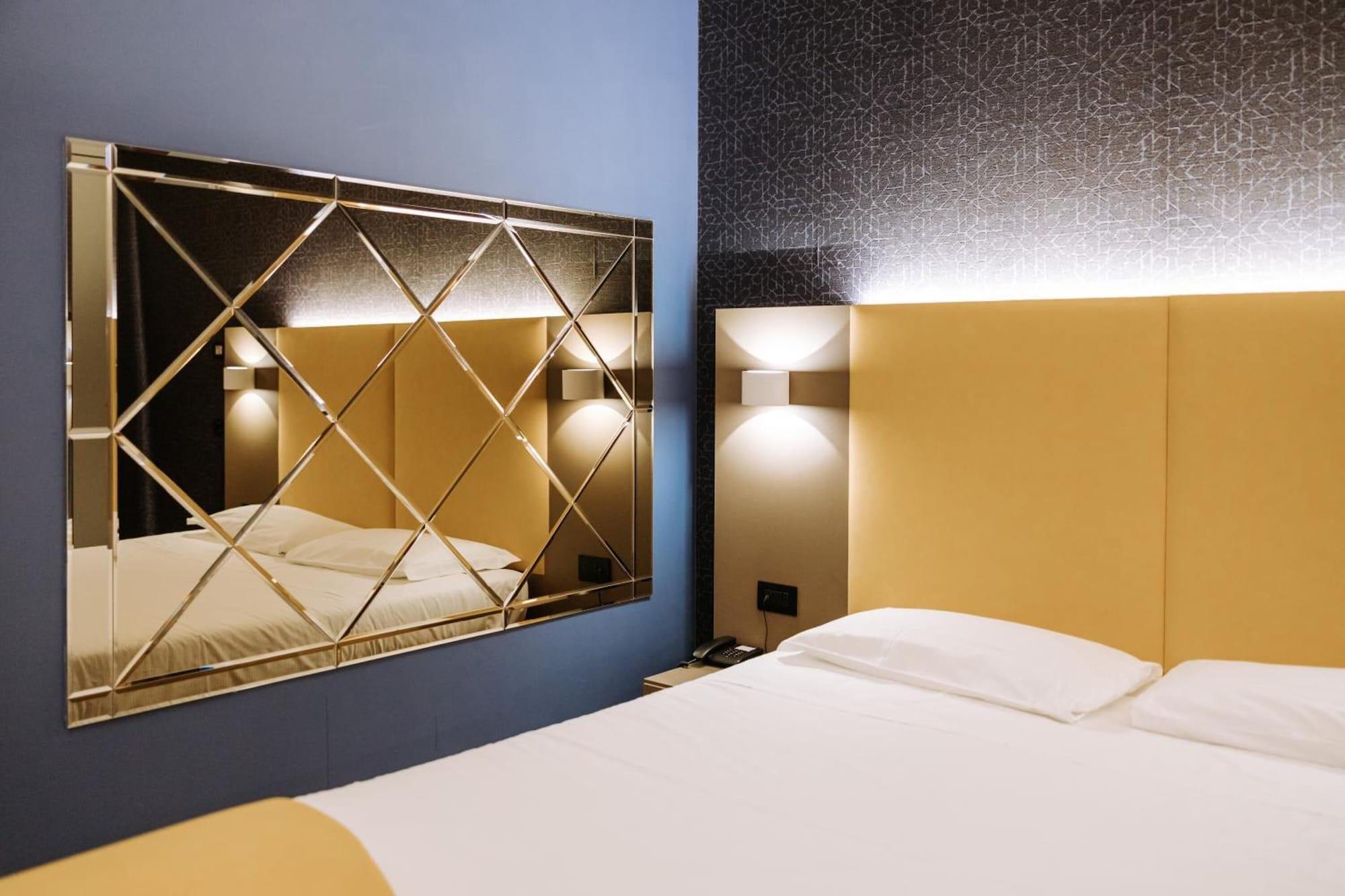 Hotel Motel Prestige グルリアスコ エクステリア 写真